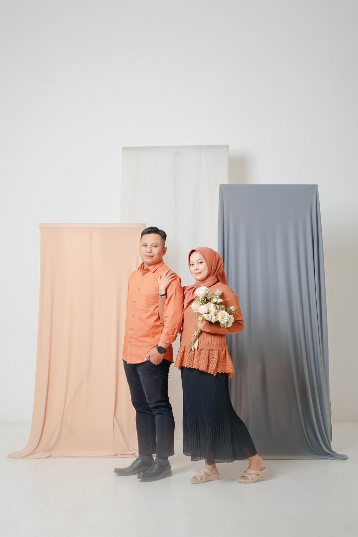 https://mutiayudi.webnikah.com/dirmember/00000027/kitamenikah/photo-265860-311739-l-202409250835.jpg